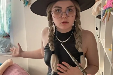 Ломалась, а теперь даже на анал согласна — ебля вне Хогвартса 🪄